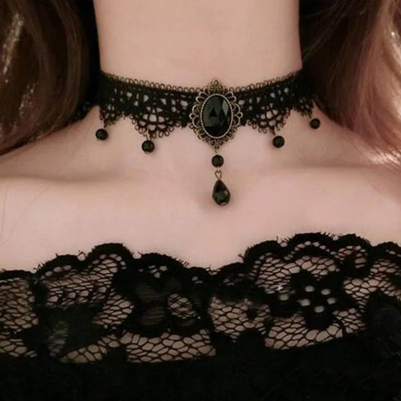 Lady Chokers Leaf Tassel Women Neck Jewelry Accessory Girl Lace Gothic Vintage Sexy Fashion Velvet Rose Beads Flower Necklace