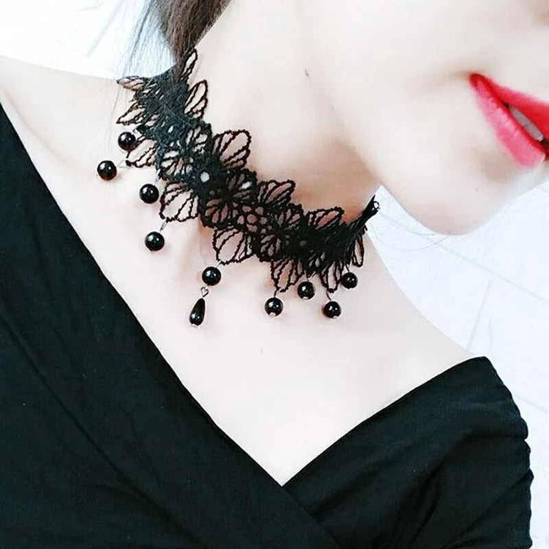 Lady Chokers Leaf Tassel Women Neck Jewelry Accessory Girl Lace Gothic Vintage Sexy Fashion Velvet Rose Beads Flower Necklace