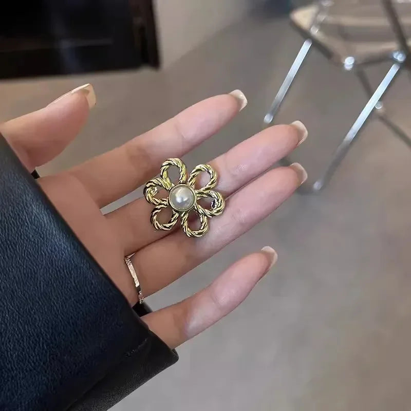 Jeans Waist Adjustment Buttons Beautiful Hollow Metal Flower Button Woman‘s Trouser Waist Wide-to-narrow Buttons