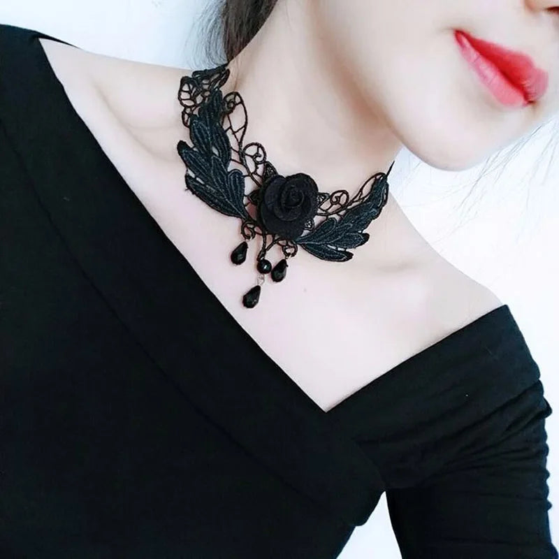 Lady Chokers Leaf Tassel Women Neck Jewelry Accessory Girl Lace Gothic Vintage Sexy Fashion Velvet Rose Beads Flower Necklace
